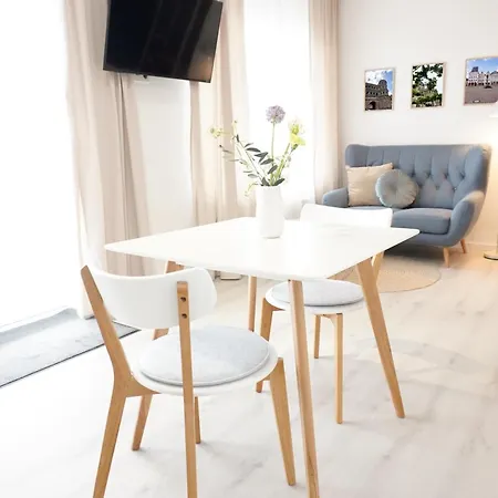 54 - Boutique Apartment